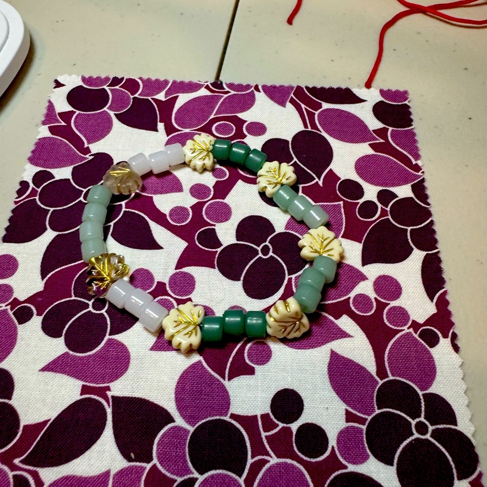 Beautiful fall bracelets with leaf pattern stones
